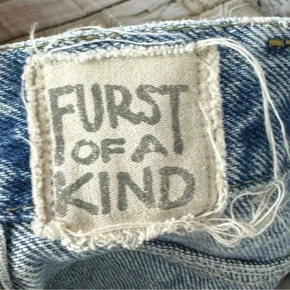 LF Furst of A Kind High Rise Denim Shorts LEE Distressed Festival Jean Size 28 - Picture 3 of 5